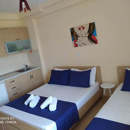 Summer Life Apartments Sarandë Eksteriør billede
