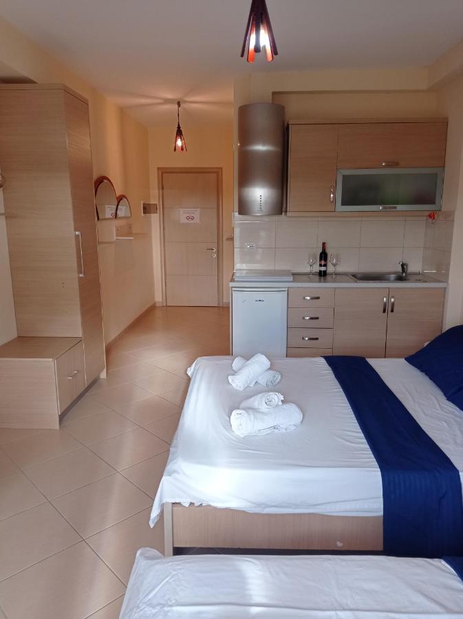 Summer Life Apartments Sarandë Eksteriør billede