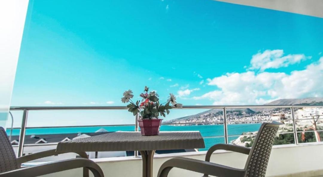 Summer Life Apartments Sarandë Eksteriør billede