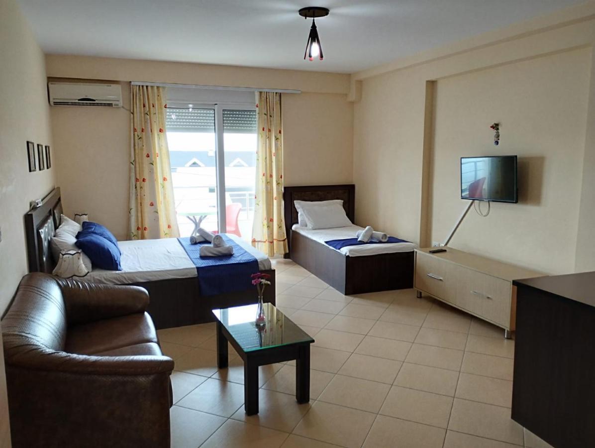 Summer Life Apartments Sarandë Eksteriør billede