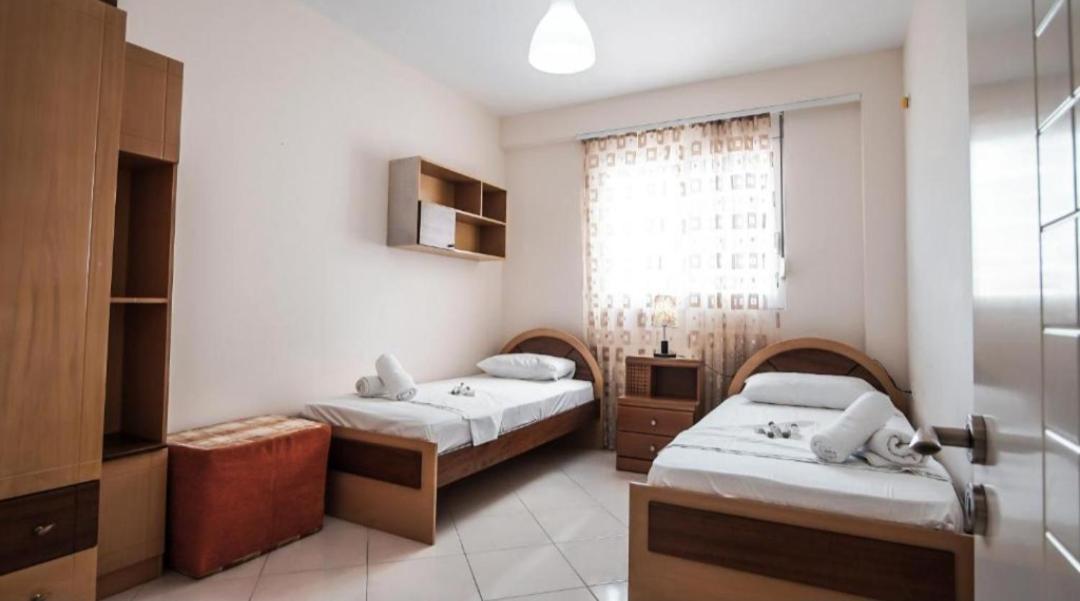 Summer Life Apartments Sarandë Eksteriør billede