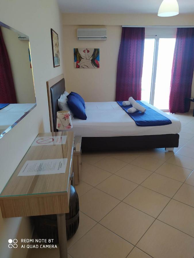 Summer Life Apartments Sarandë Eksteriør billede