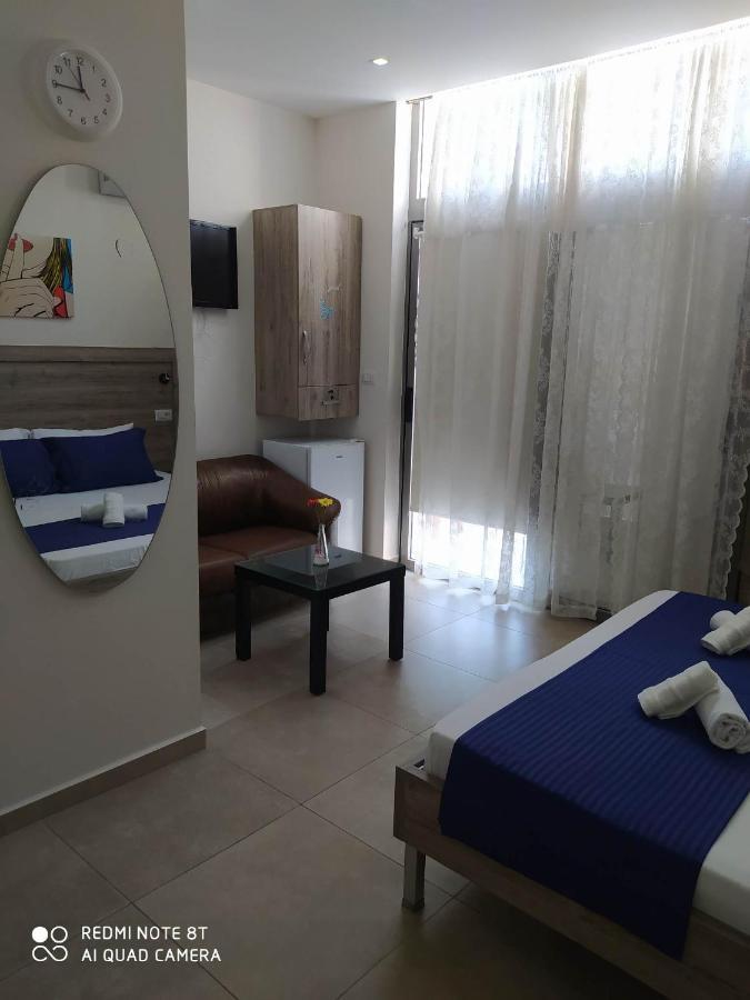 Summer Life Apartments Sarandë Eksteriør billede