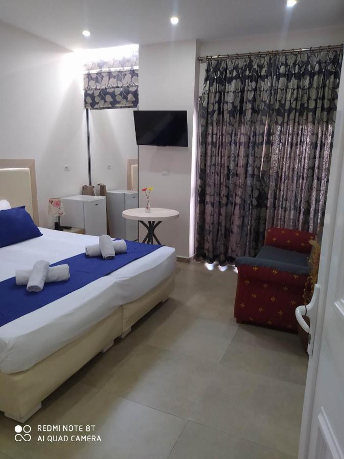 Summer Life Apartments Sarandë Eksteriør billede